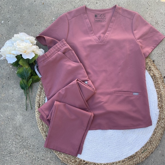 Figs Mauve Set Medium Catarina LIMITED RELEASE - Picture 2 of 9